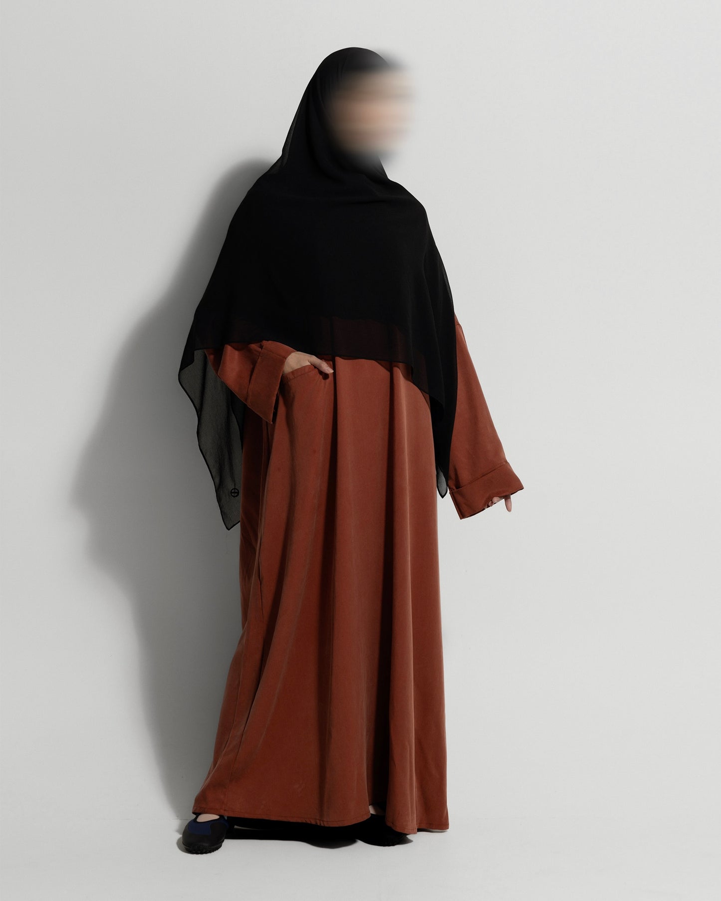 LEYA ABAYA