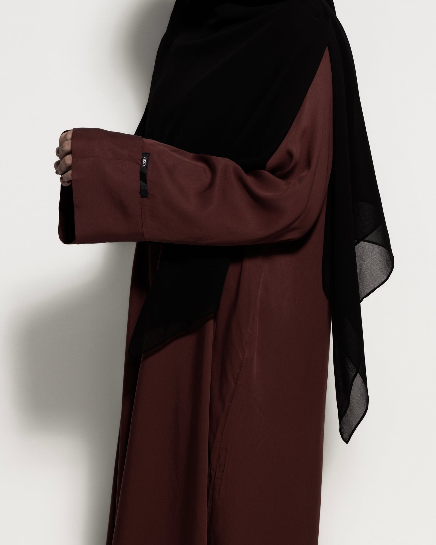 NEIMA ABAYA